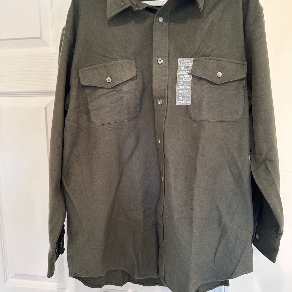 Men's Olive Green Chamois Flannel Shirt. NWT